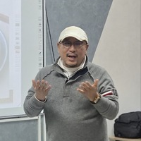 송효섭