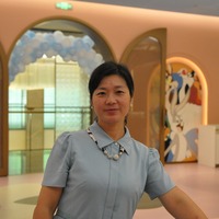 Lynne凌