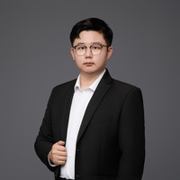 龙小鞠